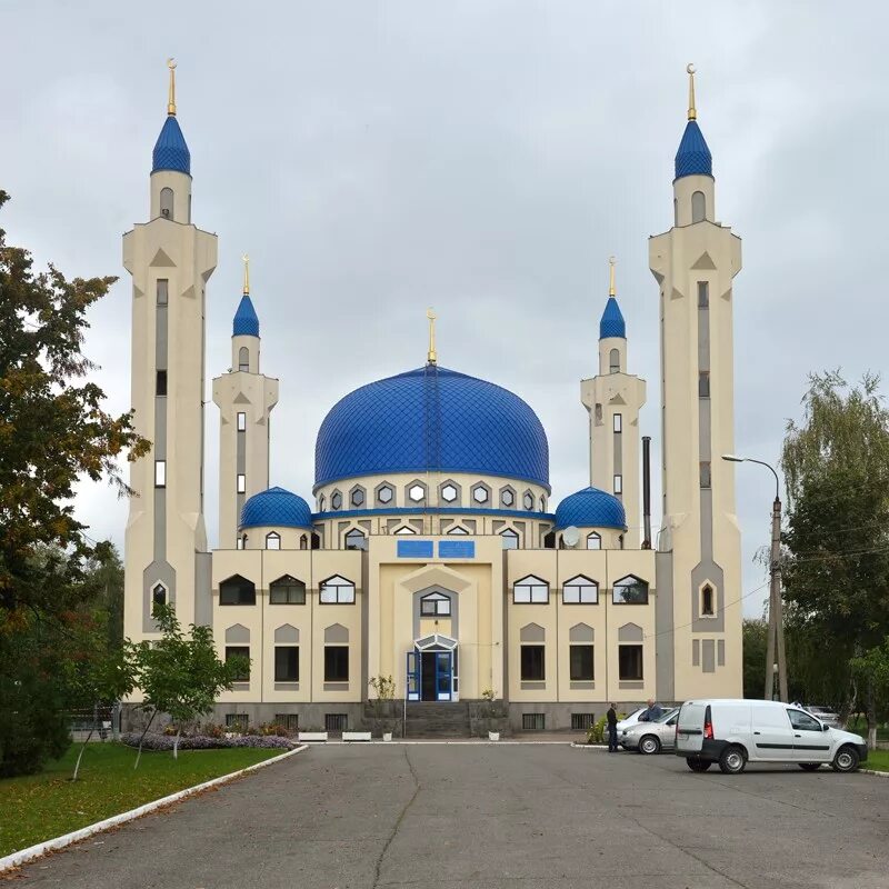 Майкоп главное. Майкоп столица Республики Адыгея. Майкоп мечеть парк. Краснодарский край город Майкоп Республика Адыгея. Майкоп столица Адыгеи достопримечательности.