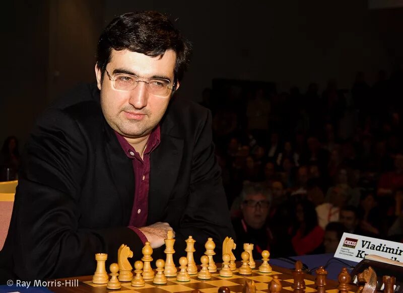 Крамник партии. Крамник карлсен 2013.