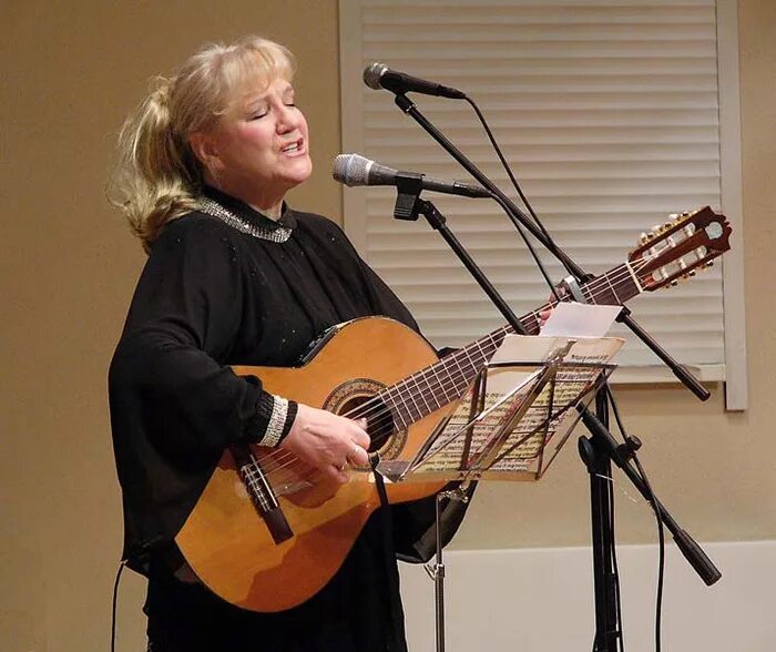 Жанна бичевская я расскажу тебе. Жанна бичевская сейчас. Жанна бичевская. Жанна бичевская. Романсы бичевская.