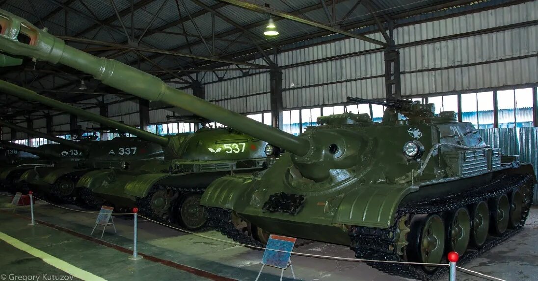 танк 400 клубный сервис. Renault ft-17. танк 400 клубный сервис. клубный сервис москва. м60 паттон.