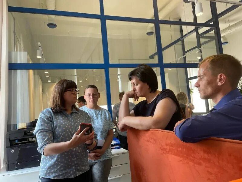 Кот гук. Управляющая компания кот березовский. Кот. Uk. Управляющая компания кот березовский.