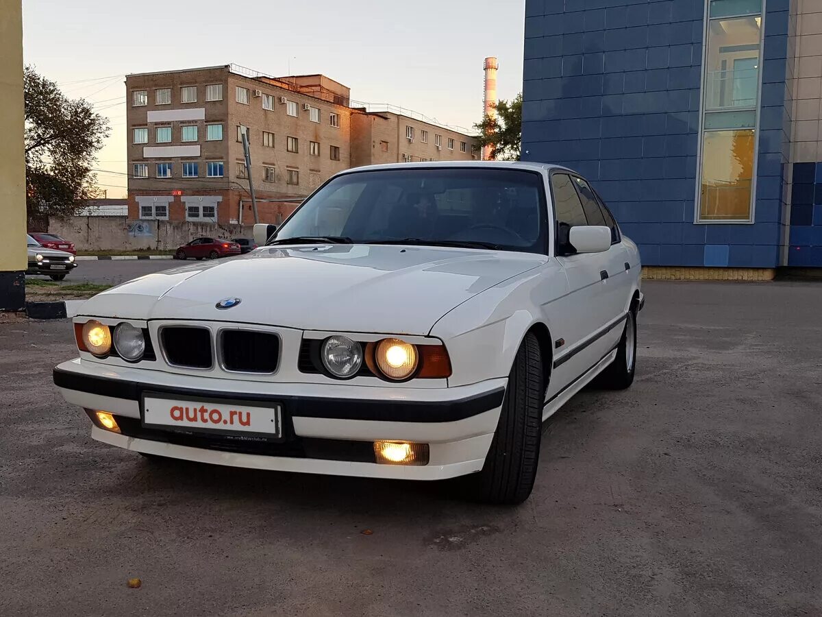 Е34 белая. BMW 520i e34. BMW 5 e34 1994. BMW e34 520. БМВ 520 I е34.