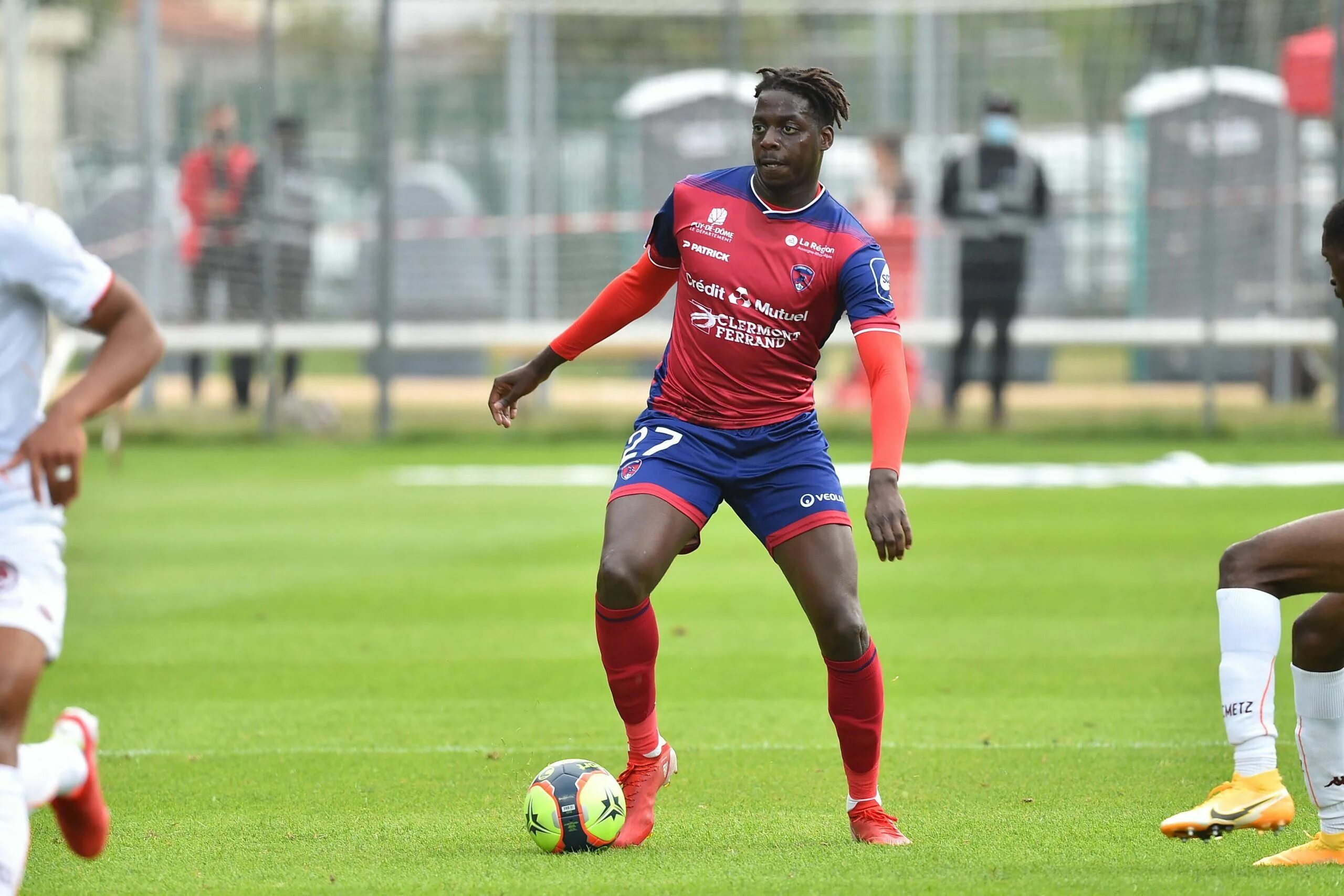 Лилль клермон 4 февраля. Мохамед байо лилль. футбольный клуб clermont foot. хэм франция. клермон лилль прогноз.
