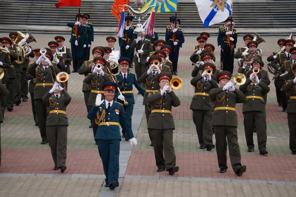 Военный оркестр Амурские волны. Военный оркестр Хабаровск. Амурские волны духовой оркестр. Центральный военный оркестр в Хабаровске.