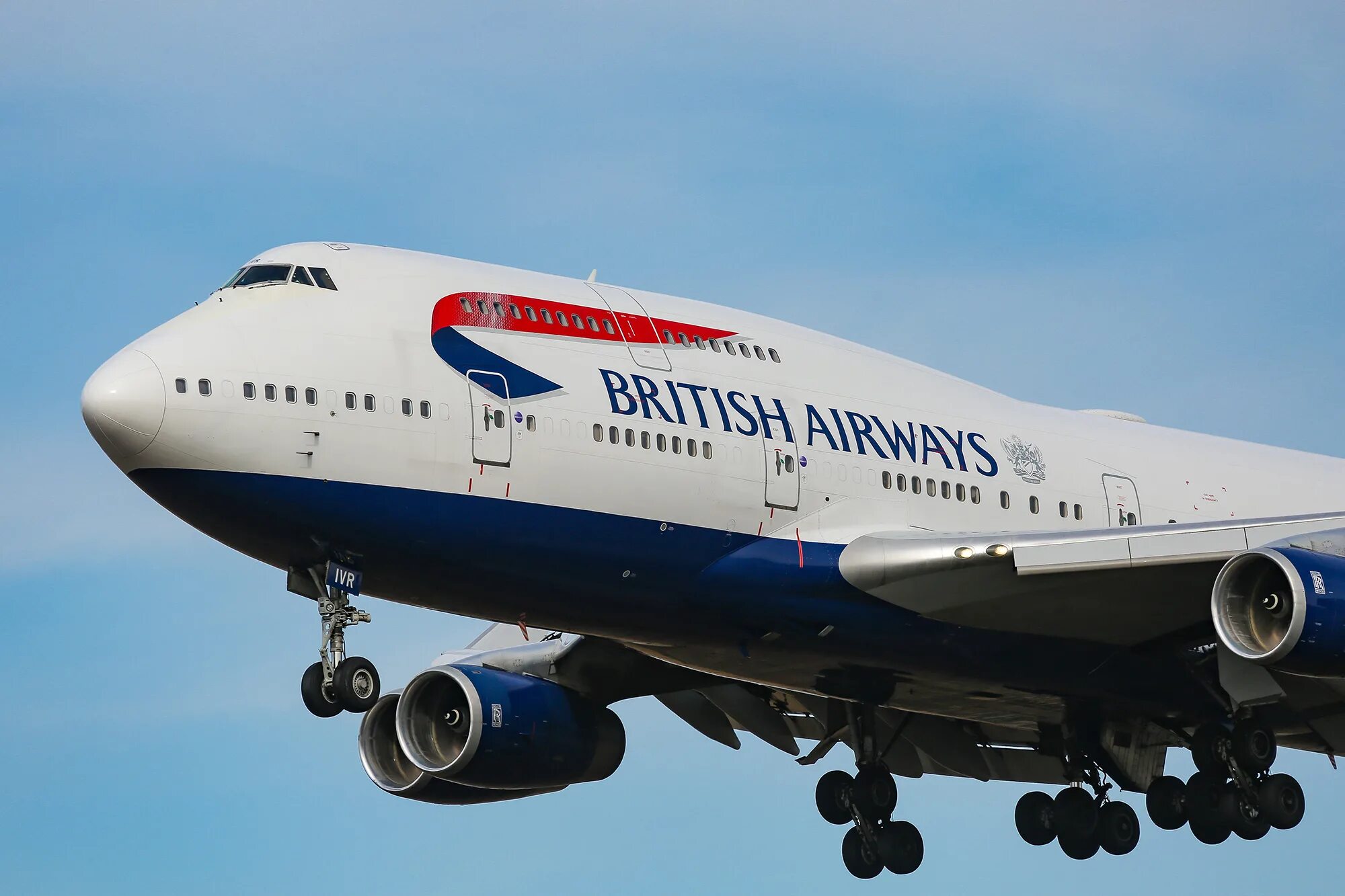 Jumbo jet. Боинг 747 British Airways. Джамбо Джет 747-400. Boeing 747 джамбо. Боинг 747 джамбо Джет.