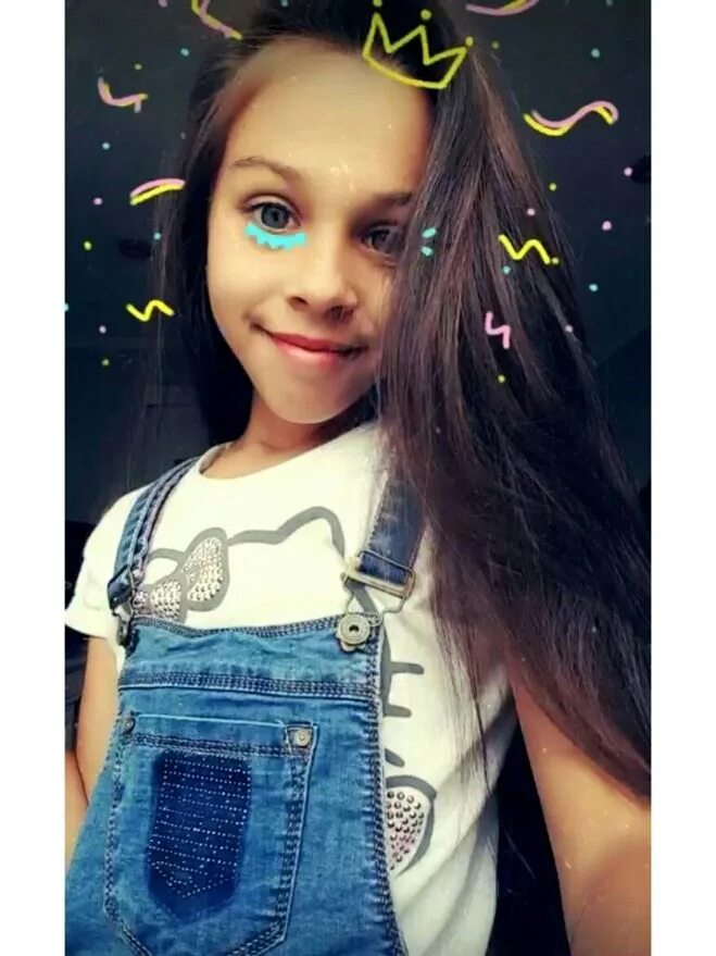 Как сделать красивый профиль. Инстаграм 5 лет. Девочка брюнетка ребенок. Маленькая девочка брюнетка. Инстаграм 5 лет.