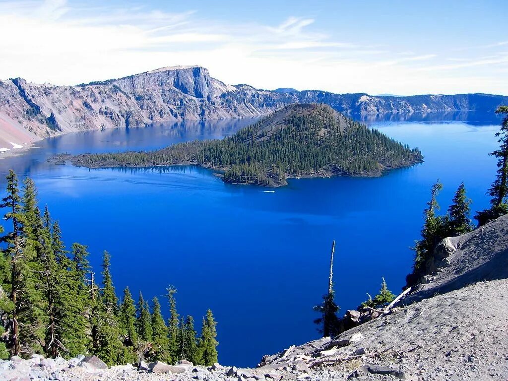 Почему некоторые озера. Кратерное озеро в Орегоне. Озеро Крейтер, штат Орегон, США. Орегон Крейтер Лейк. Кратерное озеро Мазама.
