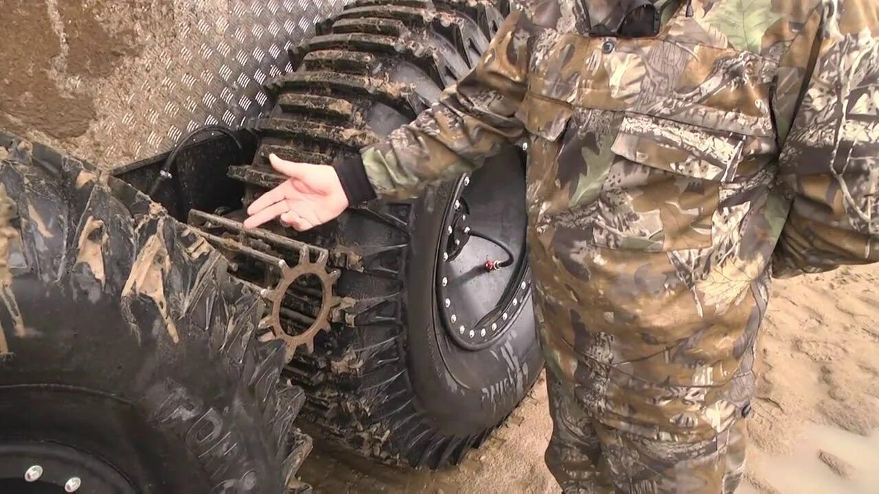 Лютый угар на болотоходе в лесу