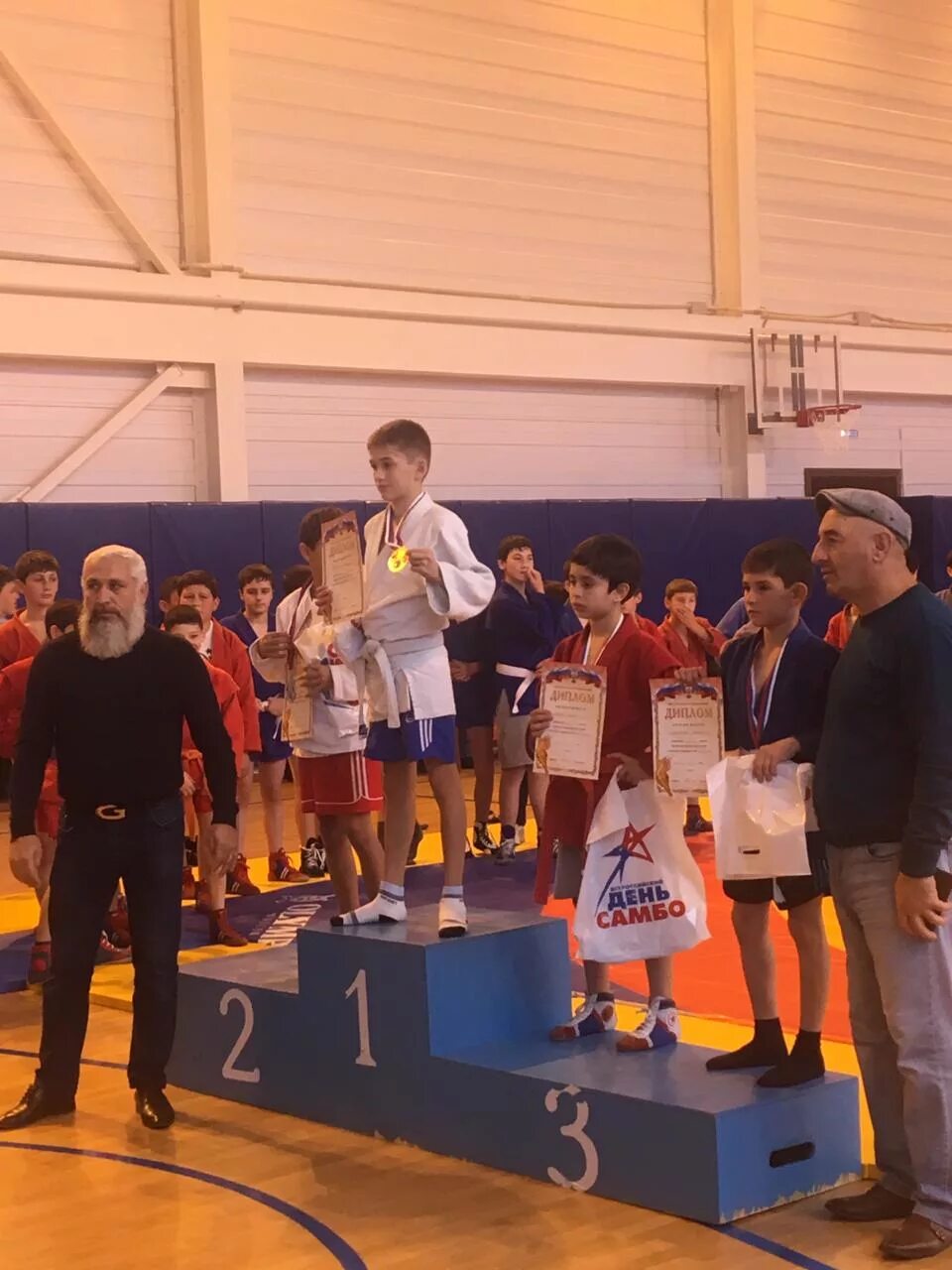 Самбо 80 владивосток невельского. Фабричная 17/4 новосибирск самбо. Самбо 70 школа боевых искусств. Самбо 80. Самбо 80 калинин.