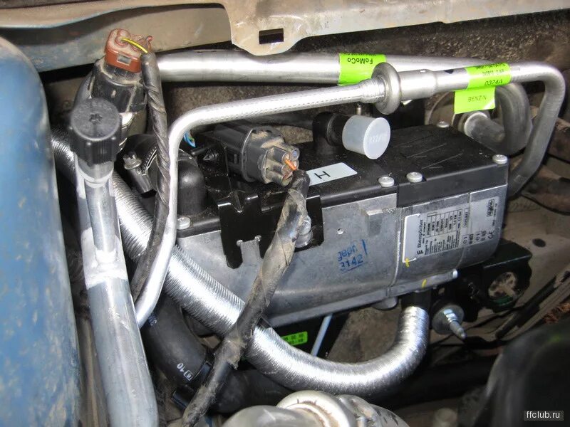 Заводской подогреватель ford transit 2012. Штатный подогреватель форд транзит hydronic. Вебасто пежо боксер 3. Пульт управления подогревателем форд транзит. Предпусковой подогреватель форд транзит дизель.