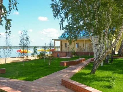 Домики на берегу челябинских озер