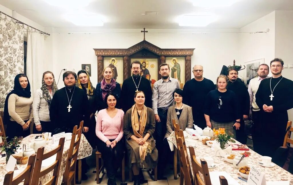 Школа в крестах. Школа в крестах. Музей напольная школа в алапаевске. Воскресная школа данилова монастыря. Мбоу москвинская средняя общеобразовательная школа.