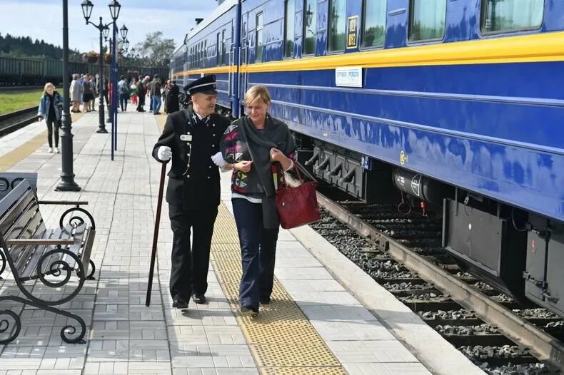 Ретро поезд Сортавала Рускеала. Ретропоезд «Рускеальский экспресс» Сортавала – Рускеала. Ретро поезд Сортавала. Сортавала вокзал ретро поезд.