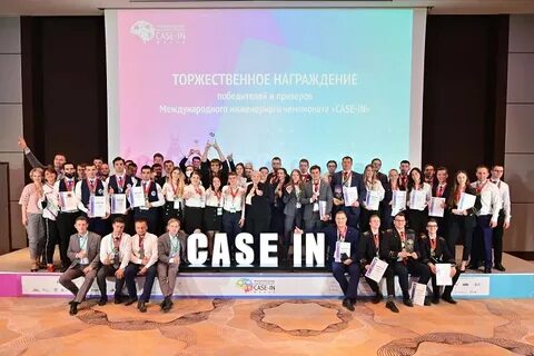 Специалистов 16