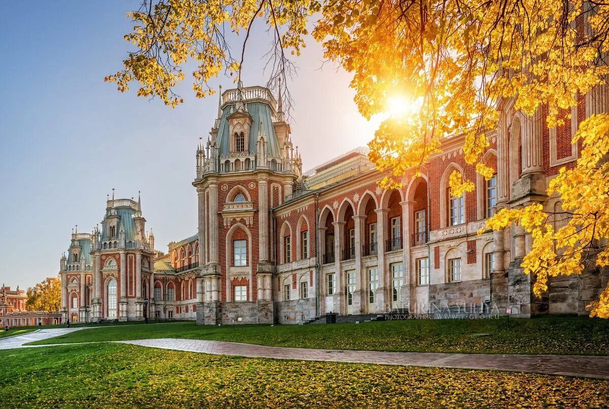 Г москва царицыно. Царицыно музей-заповедник. музей усадьба царицыно. царицынский парк дворец. царицыно музей-заповедник осень.