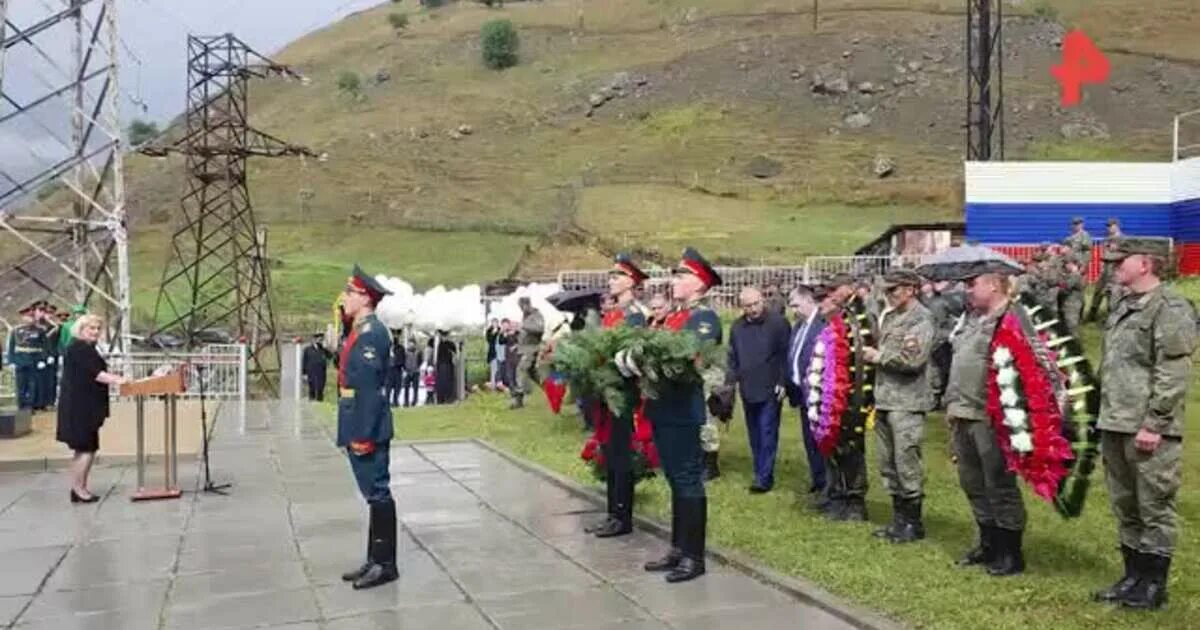 Защитников кавказа. Защитники кавказа. захоронение в терсколе. гурген григорьянц эльбрус. могильники приэльбрусье.