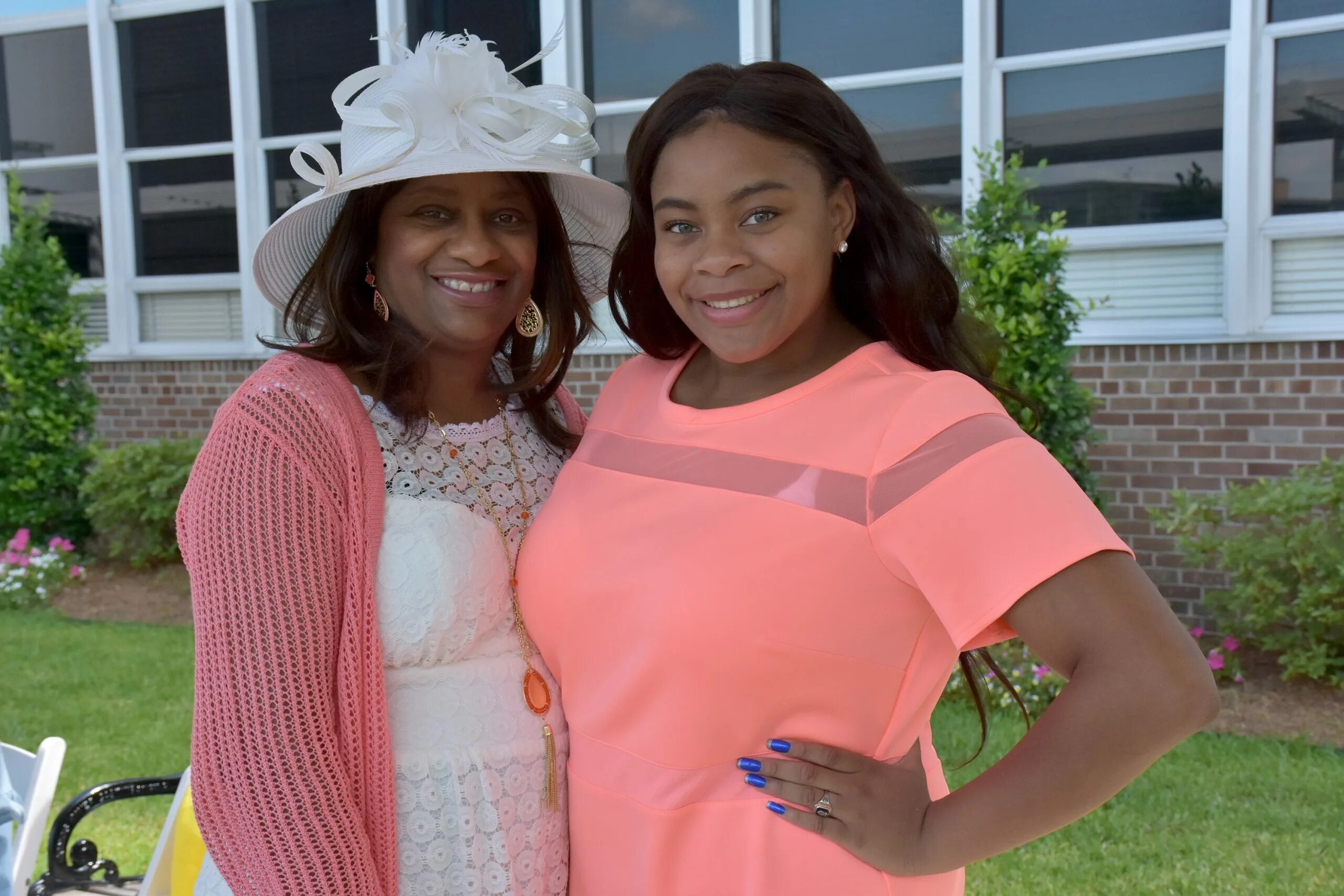 Mother daughter. Геттогаггерс mother daughter Rose. Mother and daughter real Toby. Mother daughter RPE Mall. Gambia mother daughter.