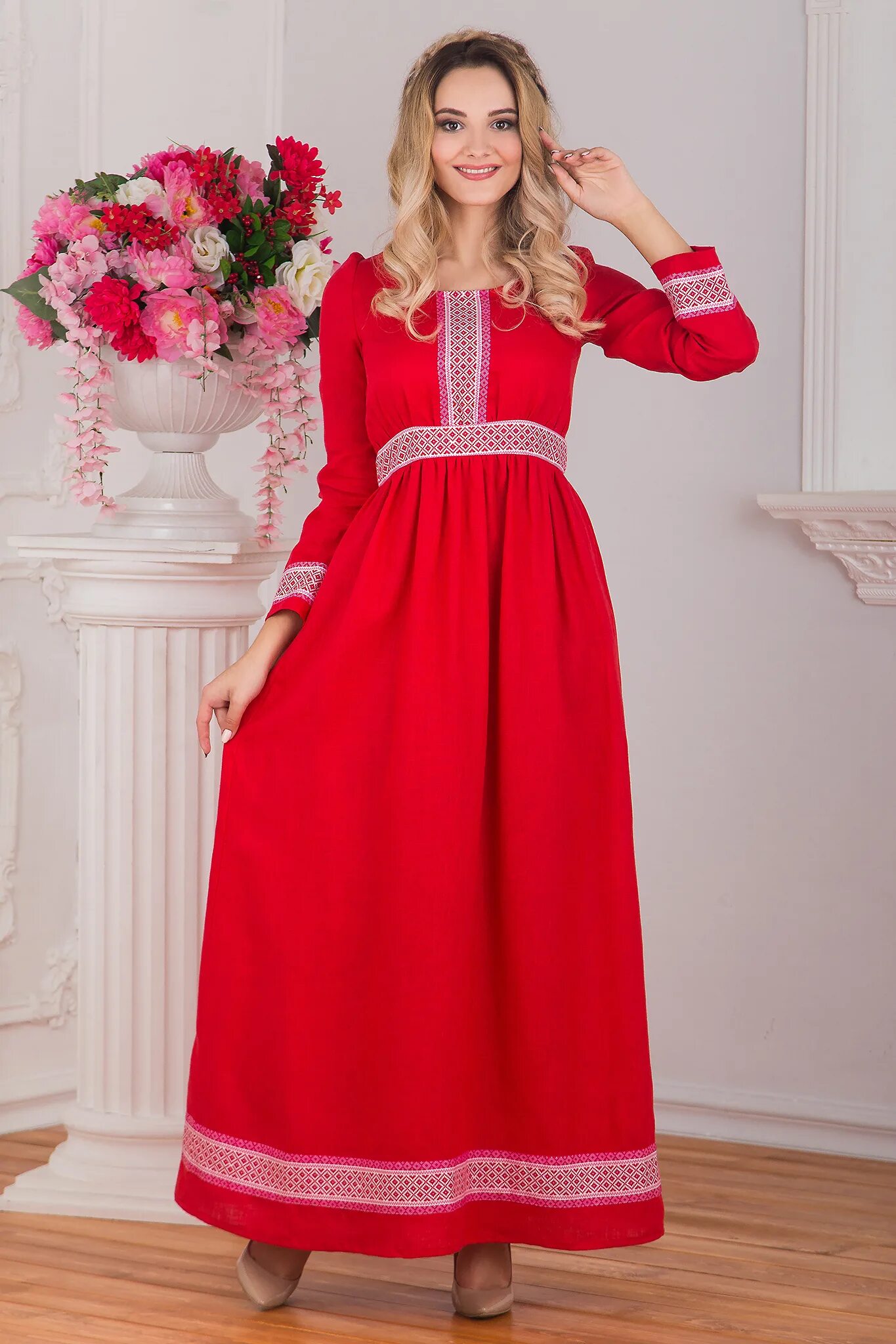 Красное платье лен. Красное платье. Платье в Славянском стиле. Платье в русском стиле. Славянское платье красное.