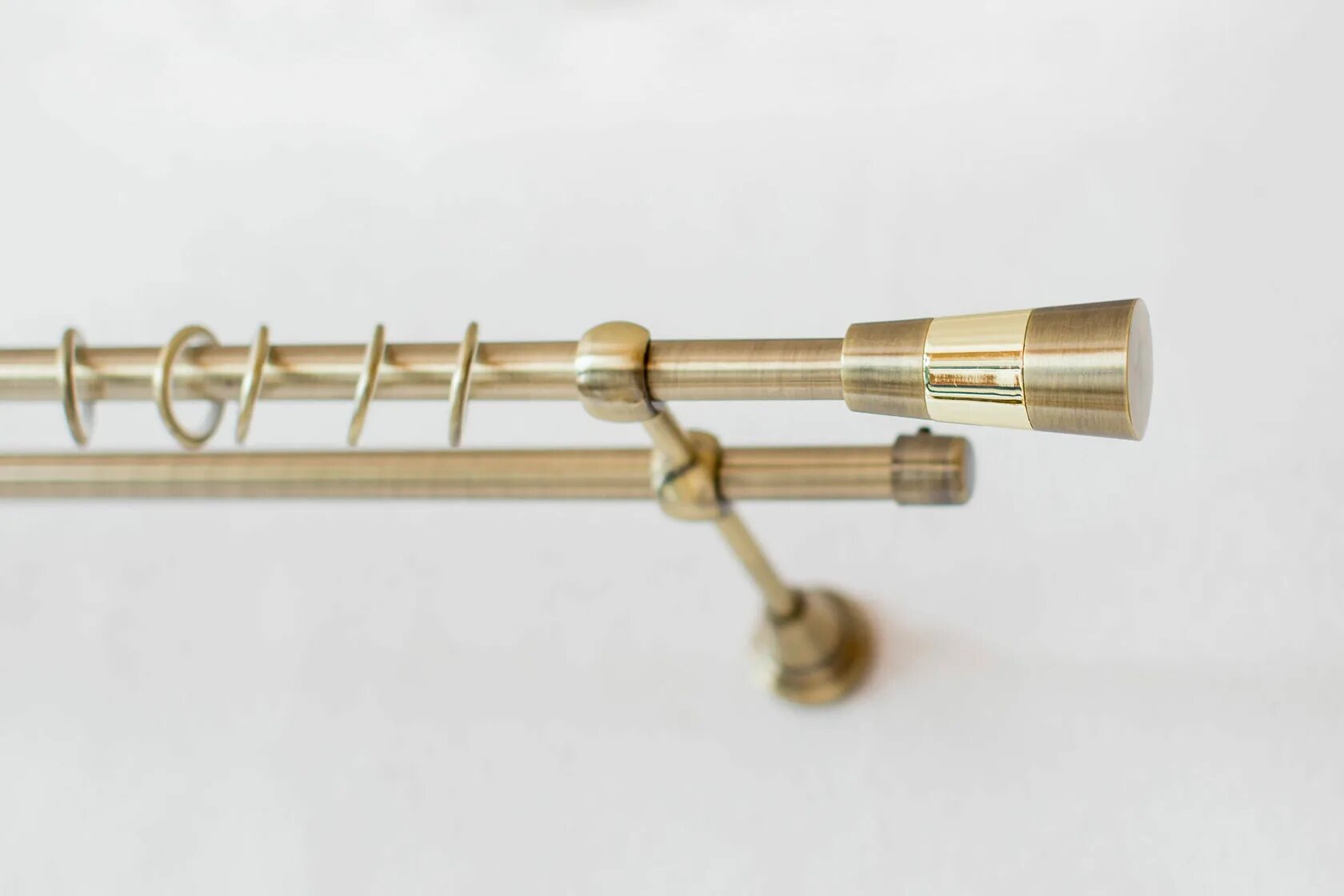 50. шик наконечник "ажур" 19мм. карниз для ванной 110-200см бежевый д. штанга круглая диаметр 25 античное золото с узором. карниз металлический дельфа 25мм с u-шиной белое золото см-3394-300-1ш.