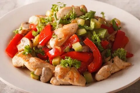 Второе с курицей и овощами