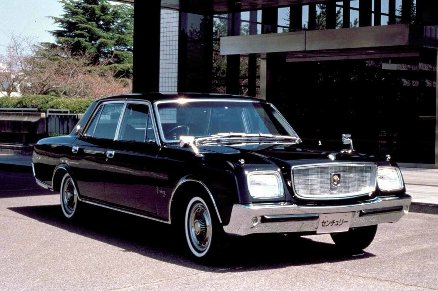 Toyota Century 1997. Toyota Century 1967. Toyota Century 1 поколение. Toyota Century 1971. Century car