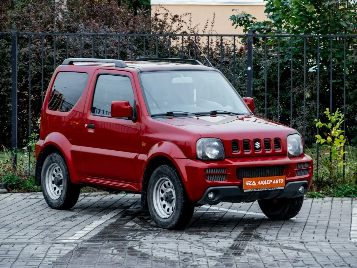 Купить сузуки джип. Сузуки Джимни 2014. Suzuki Jimny III. Сузуки джип 3 дверный. Сузуки Джимни трехдверный.