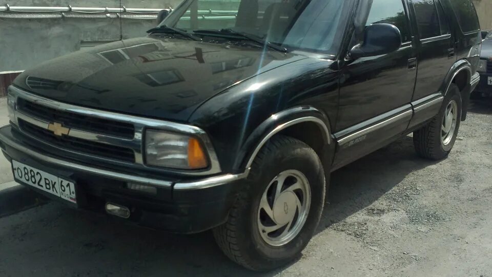 Шевроле блейзер s15. Chevrolet Blazer 3 1996. Шевроле блейзер 1996 4.3. Chevrolet Blazer 1996.