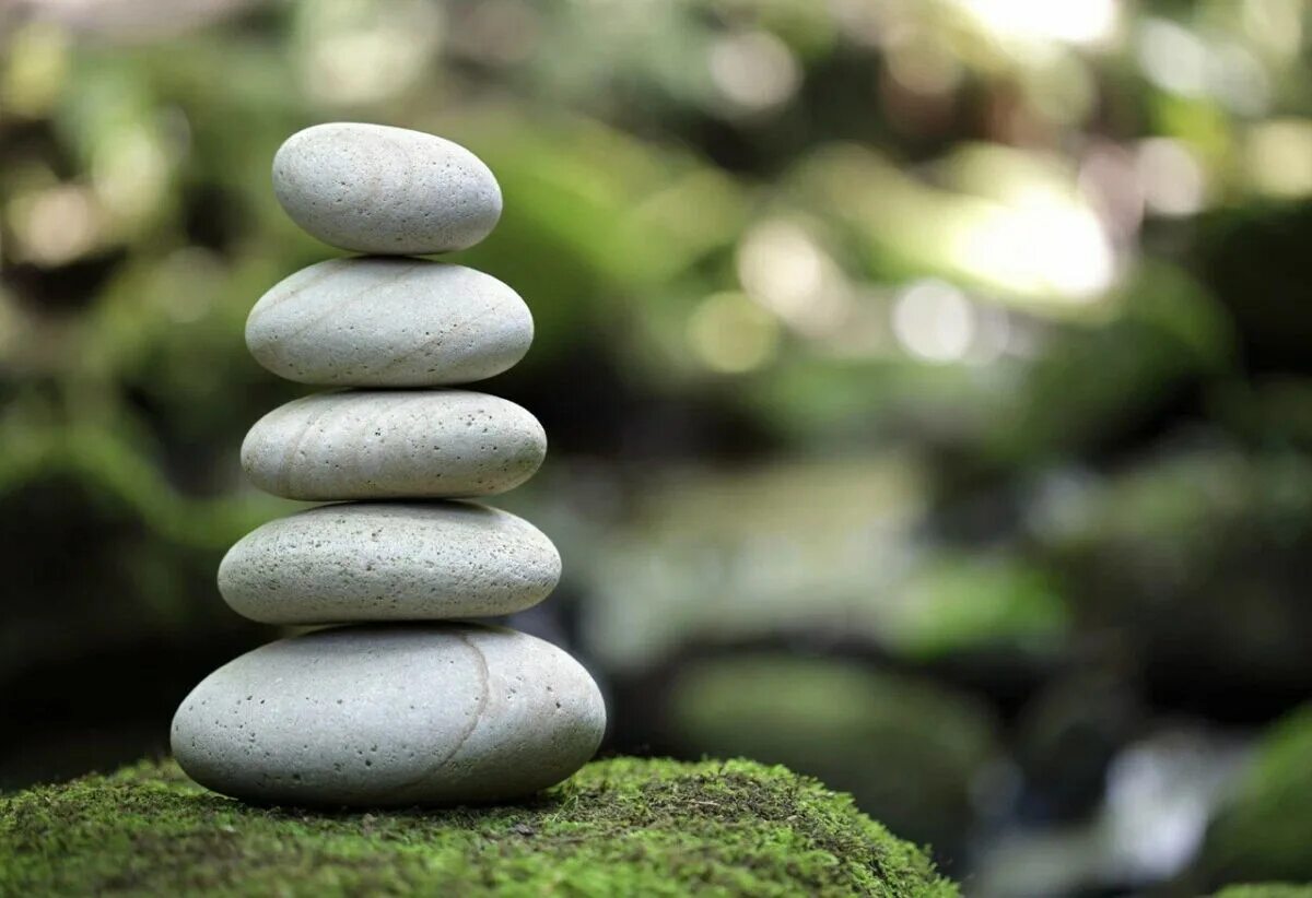 Медитация япония. Заставка на рабочий стол гармония. Дзен фон. Спокойствие и умиротворение. Место для медитации.