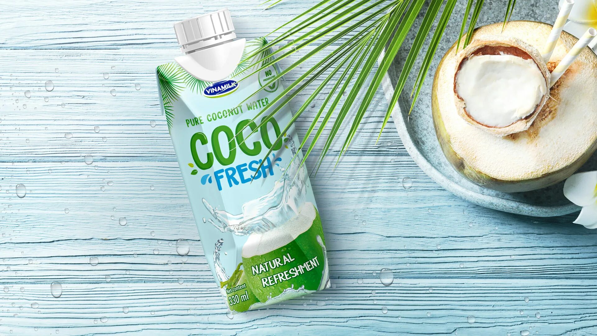 Areca oil. Кокос. Коктейль в кокосе. Thailand coconut fresh juice. Кокос на белом фоне.
