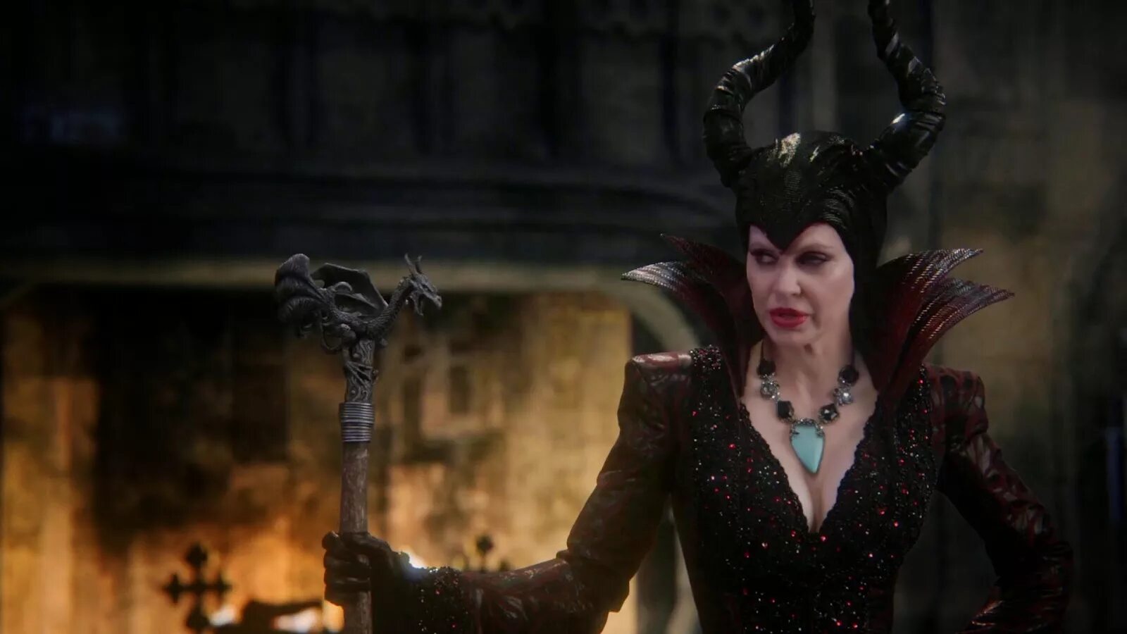 Кристин бауэр малефисента. Малефисента однажды. Урсула и малефисента. Малефисента однажды. Кристиан бауэр малефисента.