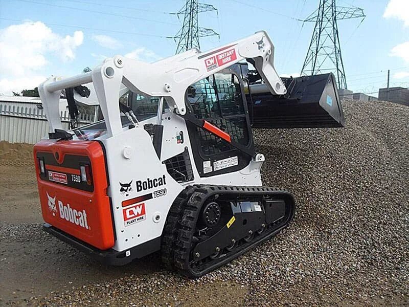 Bobcat гусеничный. Bobcat t590. Мини-погрузчик Bobcat t250. Бобкэт 590. Мини-погрузчик Bobcat s650.