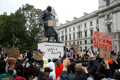 Люди выступающие против
