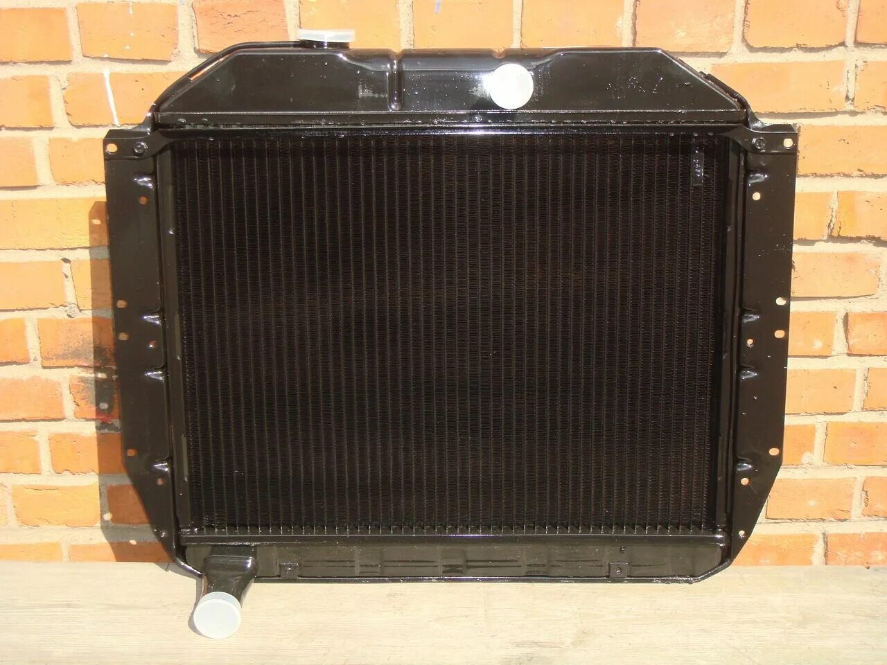 радиатор зил. зил 1301010 радиатор зил-130. радиатор 1301010 урал. радиатор зил 4331 4 х рядный. радиатор водяного охлаждения зил 130.