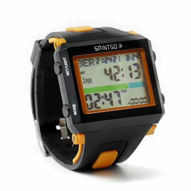 часы арбитра. часы арбитра. электронные часы наручные футбольные. часы футбольного рефери. часы арбитра.