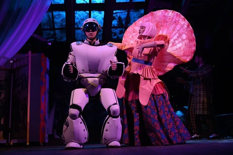 Тюз казань артисты. Семья романа тюз. Смотреть казань тюз спектакль удивительный чердак. Казанский тюз спектакль удивительный чердак. Казанский тюз спектакль удивительный чердак.