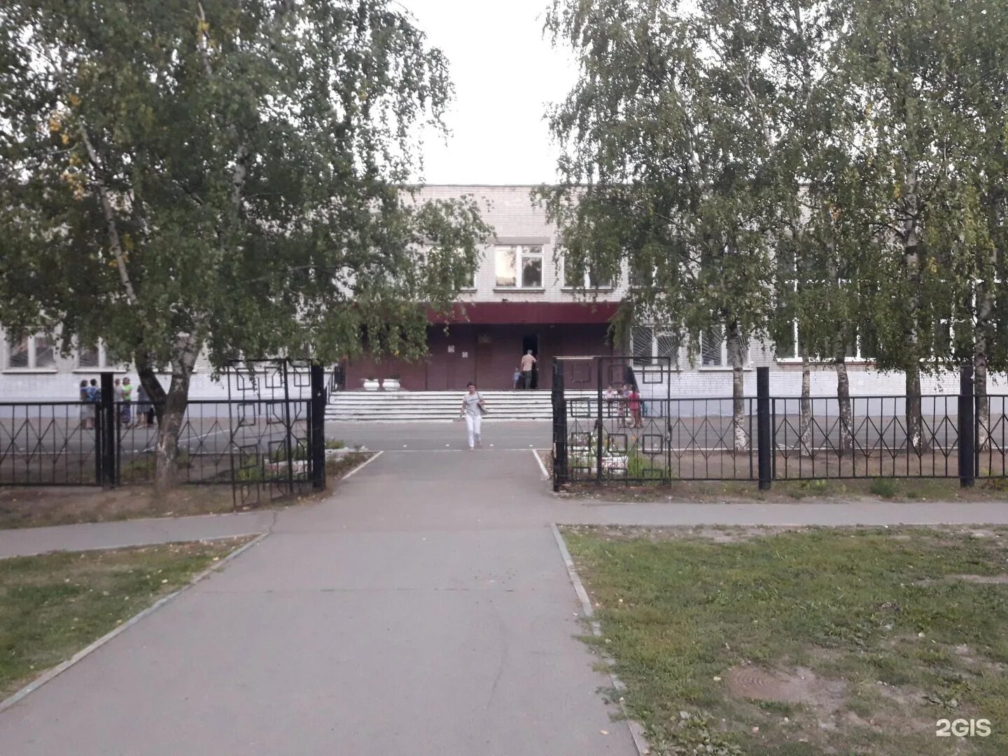 Школа 20 нижний новгород. Школа 6 нижний новгород автозаводский. Школа 6 нижний новгород автозаводский. Школа 37 нижний новгород. Школа 12 нижний новгород автозаводский.