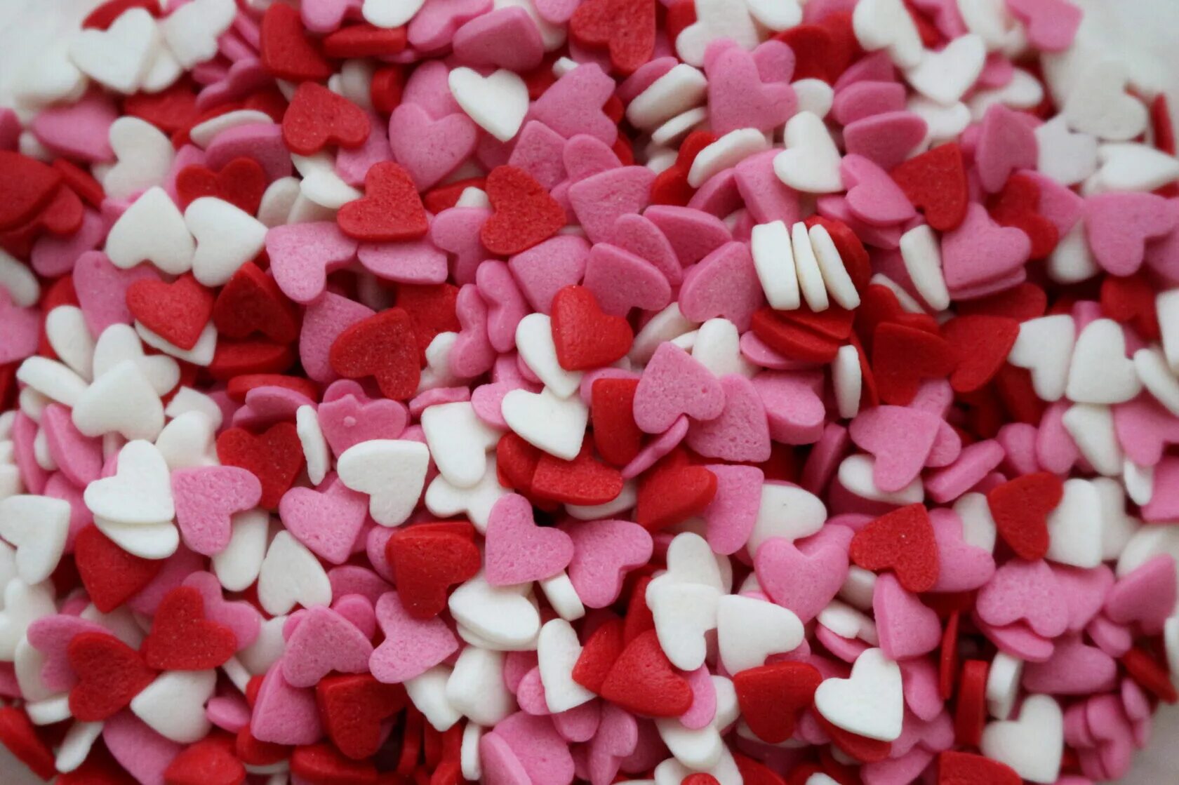 Сердечки красные розовые. Посыпки сердечки красно-бело-розовые (мини) (уп.0,75 кг) tp16021. Посыпка "сердечки мини розовые" (50 гр). Кондитерская посыпка сердечки красные. Посыпка "сердечки розовые" (0,1кг).