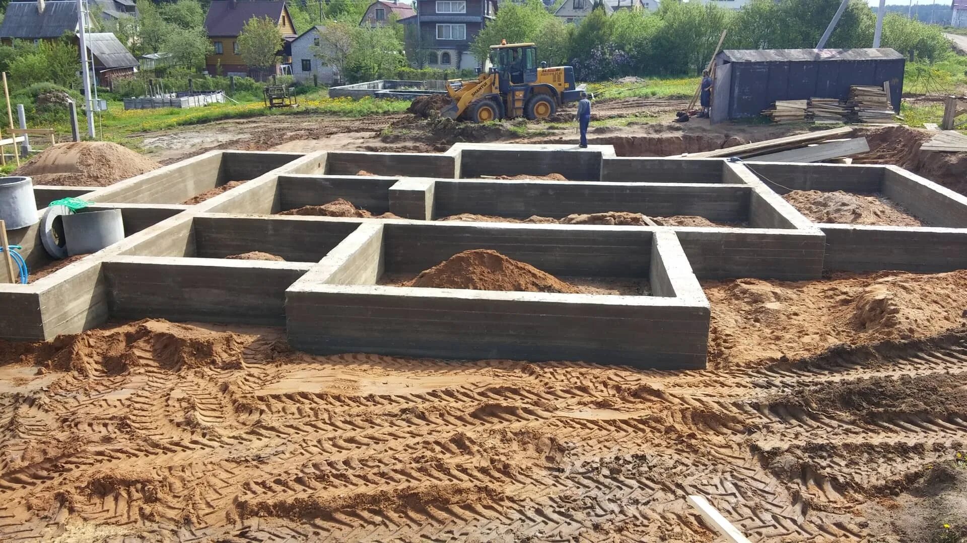 Возведение фундамента. Строительство фундамента. Фундамент под ключ. Фундаменты для малоэтажного строительства. Фундамент под ключ.