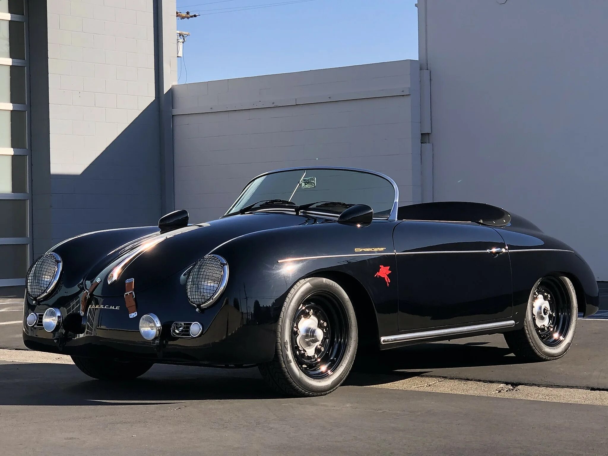 Porsche speedster. Порше 356 спидстер. Porsche 356 Speedster Replica. Porsche 356 Speedster реплика. Порше 356 спидстер реплика.