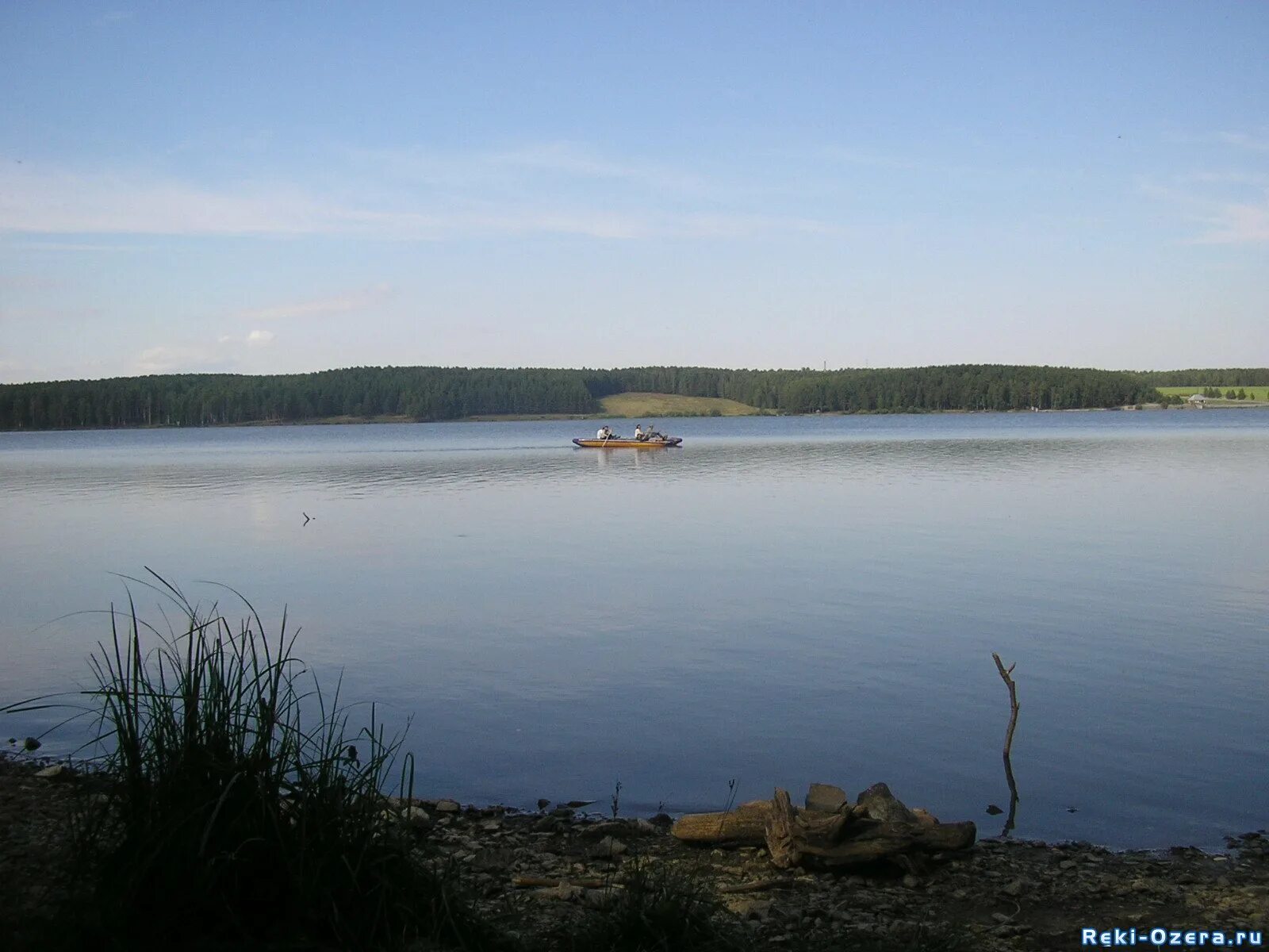 Территория этой области расположенной на берегу. Макаровское водохранилище Екатеринбург. Верхнемакаровское водохранилище Екатеринбург. Макаровское водохранилище Курганово. Верхнемакаровское озеро.