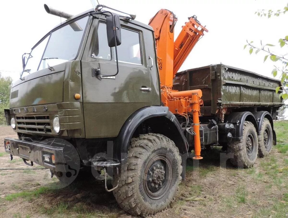Манипулятор сельхозник. Камаз 4310 самосвал с кму. камаз 4310 сельхозник самосвал. камаз 4310 сельхозник с кму. камаз 4310 самосвал с манипулятором.