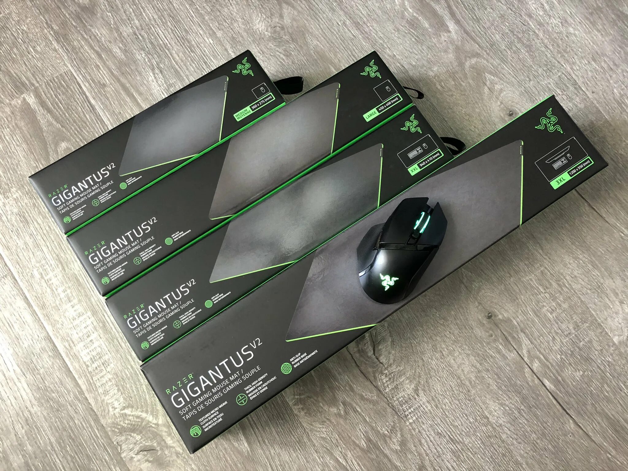 Gigantus v2 large. Razer gigantus v2 medium.