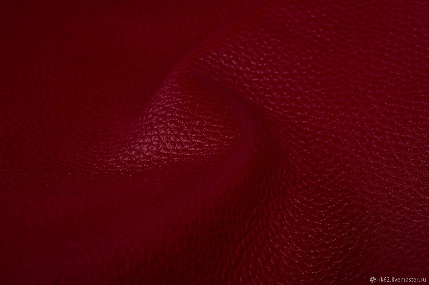 текстура кожи. кожа красно белого цвета. красная кожа. кожа с красной строчкой. винилискожа 6485/520.