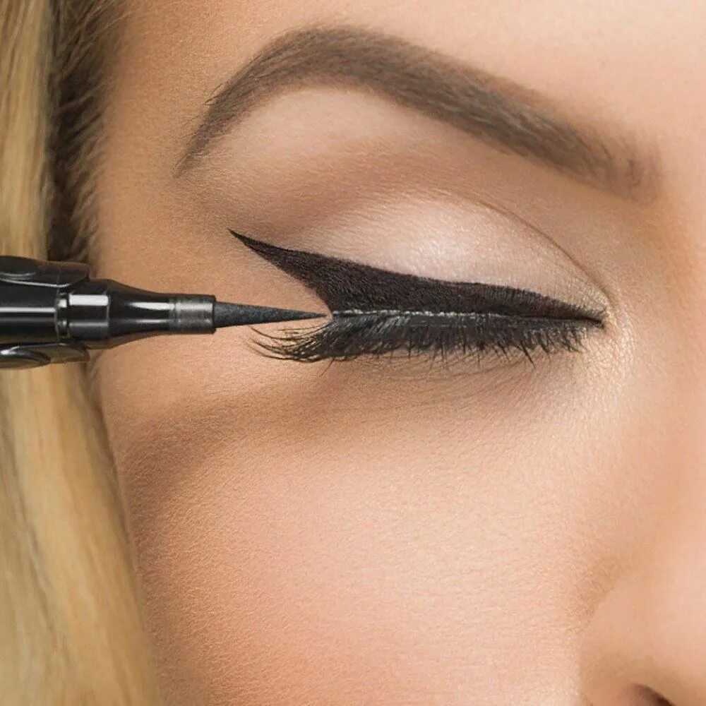 Купить подводка для глаз Artdeco Calligraphy Dip Eyeliner 01 Black 2,5 мл, цены 