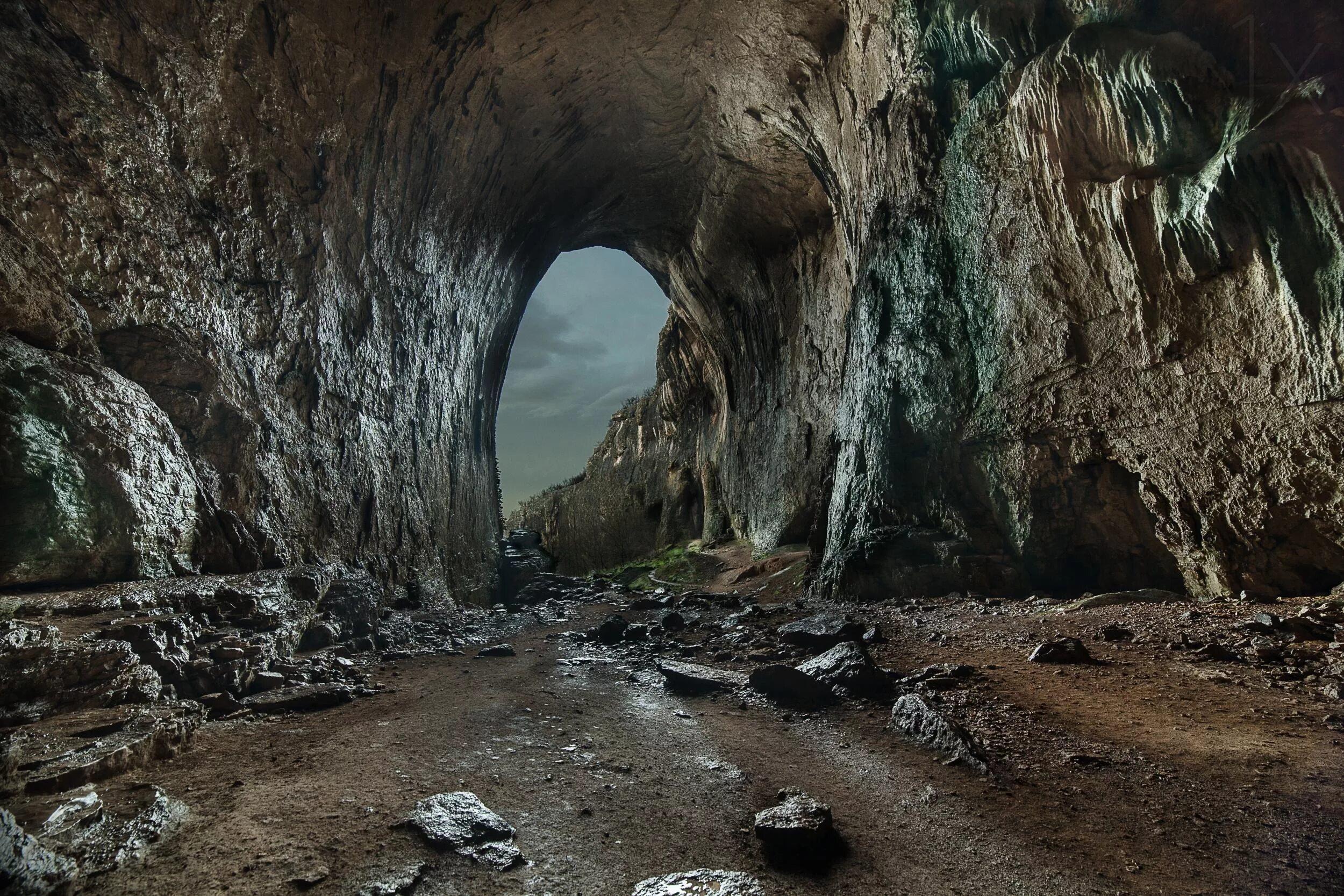 Cave v. Пещера Харрисонс-Кейв. Пещера Графский грот. Пещера тэнара. Пещера Стоун-Боунз.