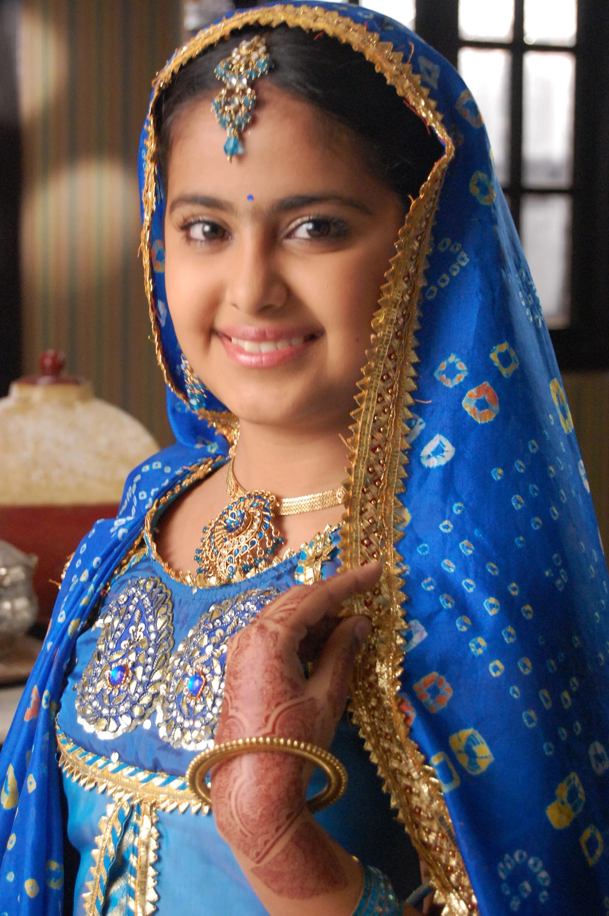 Pratyusha banerjee balika vadhu. Келін. Келин сериал. Anandi. Келин ананди сериал.