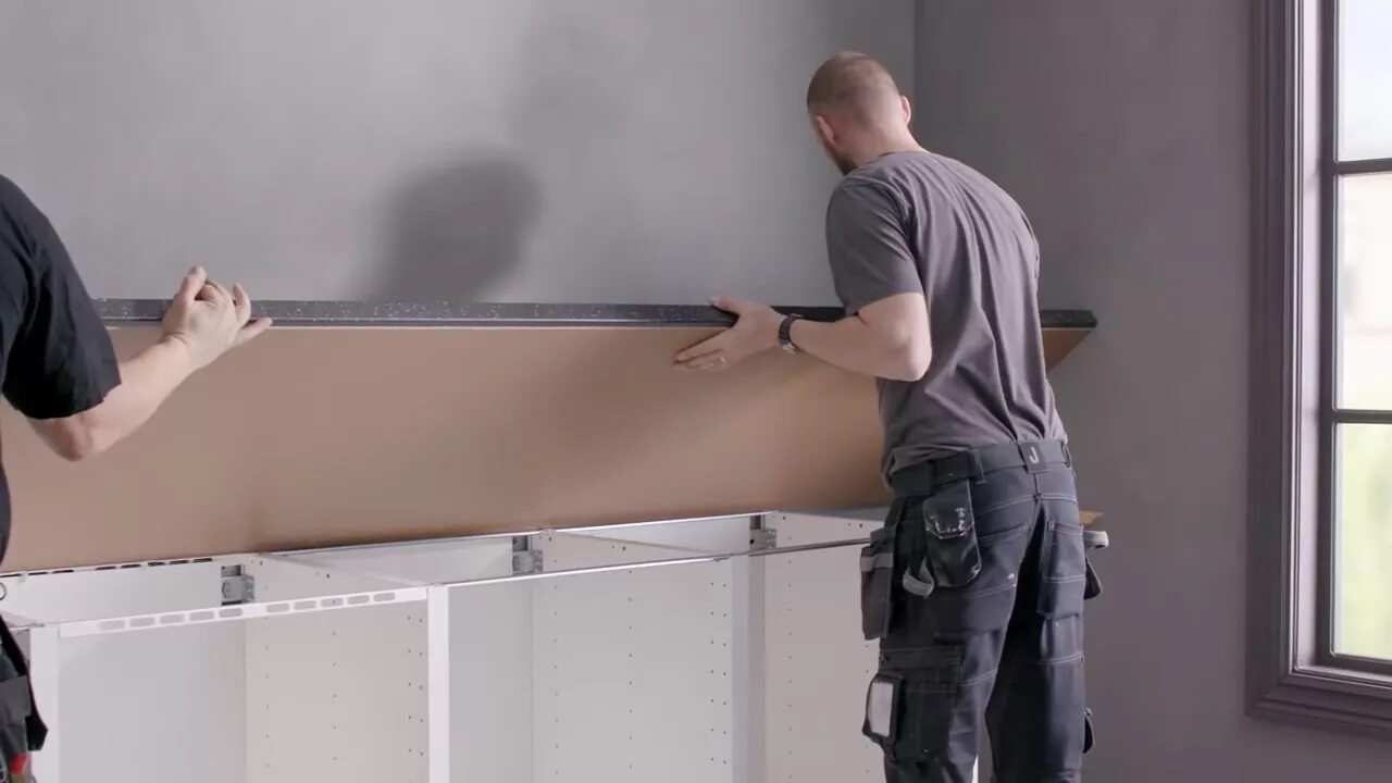 Икеа установка. Сборка кухни метод. ikea кухни сборка. крепление столешницы икеа. сборка кухни фото.