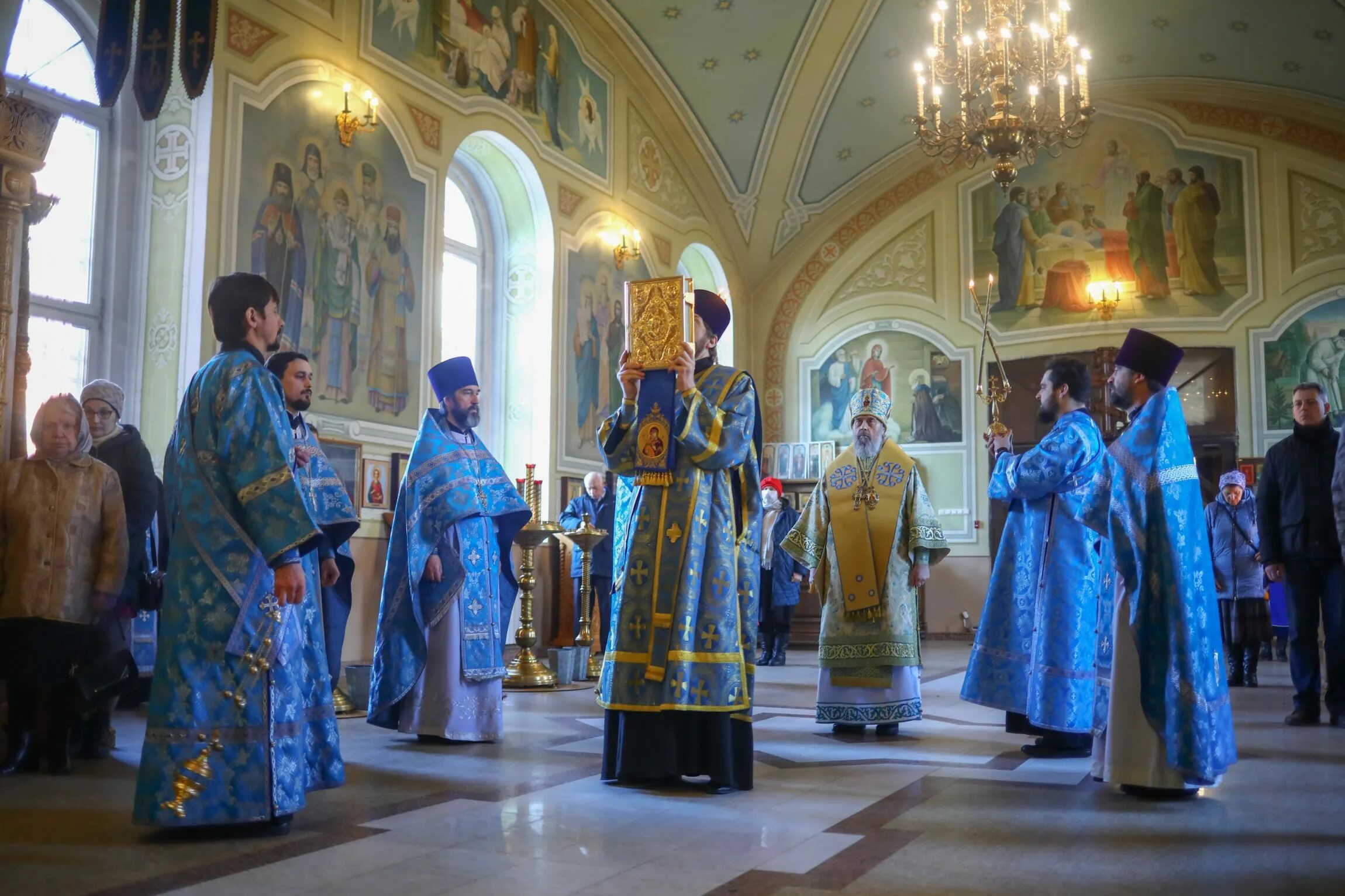 Церковь архиепископа Феодосия Тула. Покровский (Феодосиевский) храм г. Тула. Покровский храм Тула Феодосиевский священники. Сайты официальных служб тулы