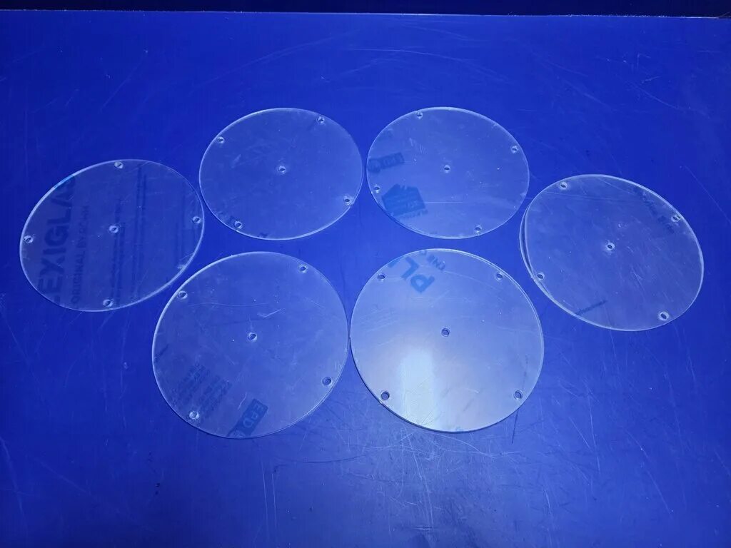 Стекло часовое лабораторное пластик 120 мм. Круг оргстекло. Диски из оргстекла. Круги прозрачные пластмассовые. Акриловые диски прозрачные.