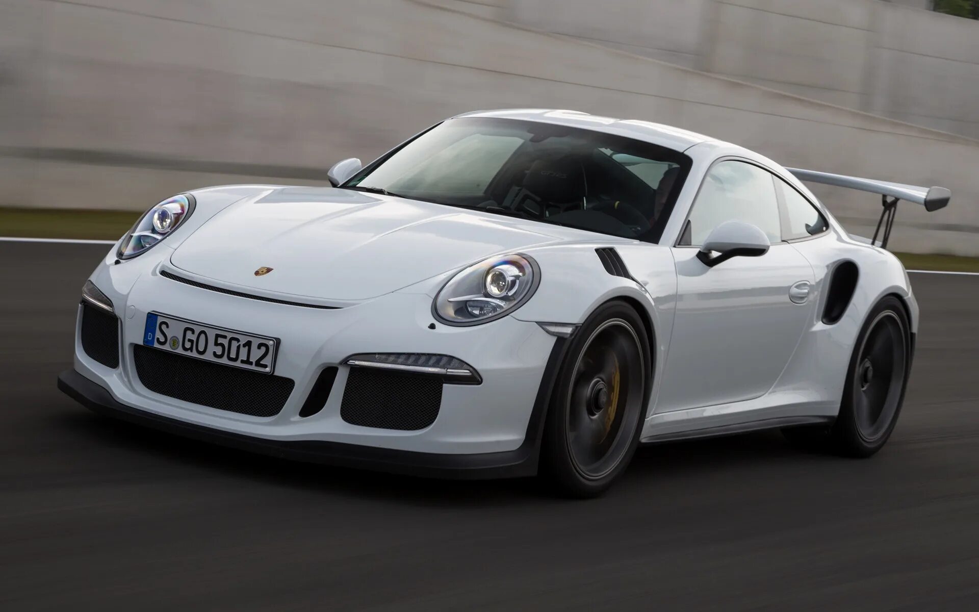 Порше страна. Porsche 911 gt3 2015. Порше 2015. Порше 991 2015. Porsche 991.2 Wallpaper.